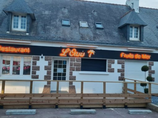 ravaelement façade extérieure restaurant l’oasis plomodiern (1)